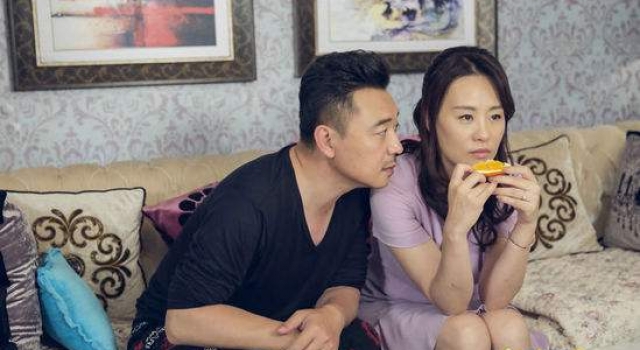 工资给媳妇每月零花钱一百 男子为了买烟盗窃