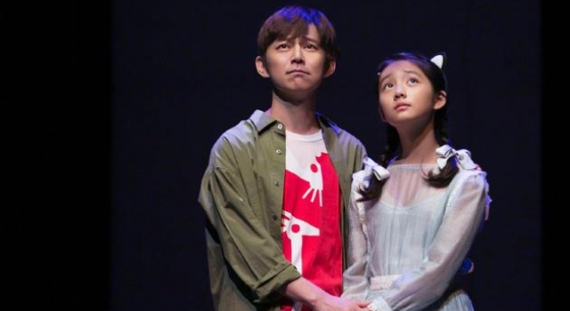 多多何炅同台演出赖声川导演话剧 黄磊孙莉发文为其加油