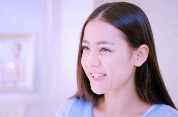 李溪芮解约嘉行，网友道出其中真相