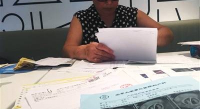 67岁失独母亲怀上双胞胎，惨遭多家医院拒绝！