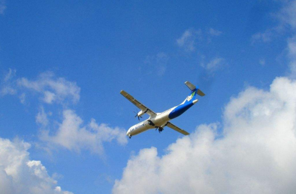 美地勤偷飞机坠亡 还在空中做特技,生前是机场地勤