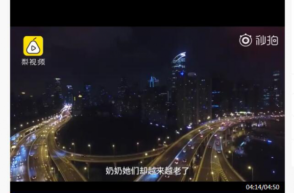 洗了一周才发现是混血黑娃：抚养不容易，孙子加油！