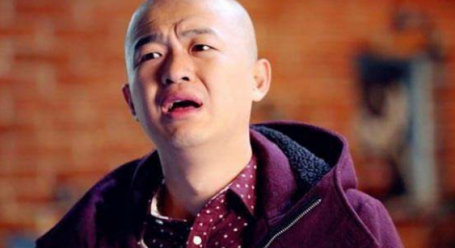 包贝尔女儿美人鱼装出境 网友们纷纷比喻迷你版林允
