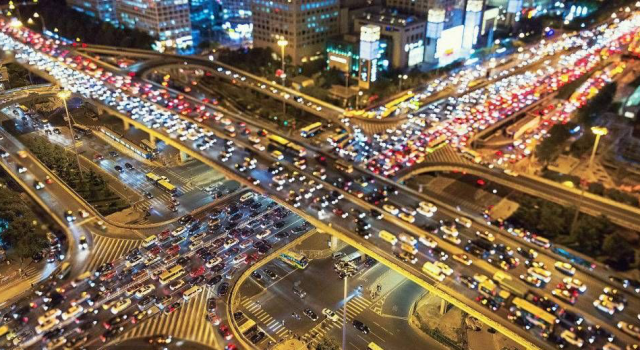 网传北京地铁封站怎么回事？这到底是真的假的？