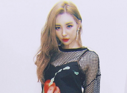 宣美冠军秀炸翻舞台 舞蹈性感歌曲洗脑简直美呆!