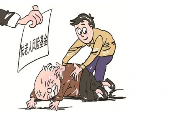 少年扶老人拍视频怎么回事?善良少年扶起老人 令人暖心