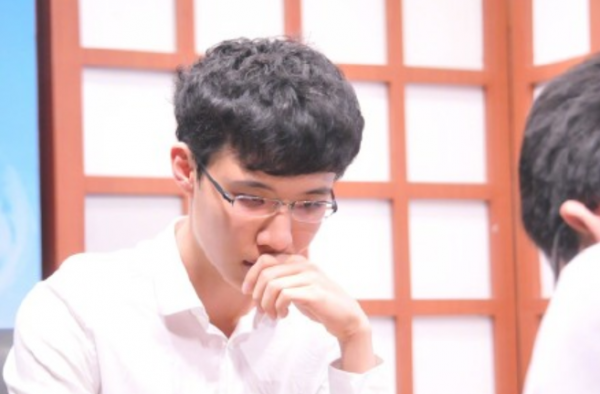 连笑发博回应空姐说了啥？现实版《请回答1988》？