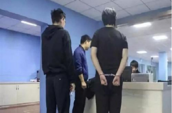女演员被群演抢劫究竟怎么回事？演员们安全有保证吗？