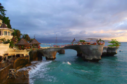 ���ɱ�Ů�������� 3���ӷ�����ΪŮ����ǰԱ��