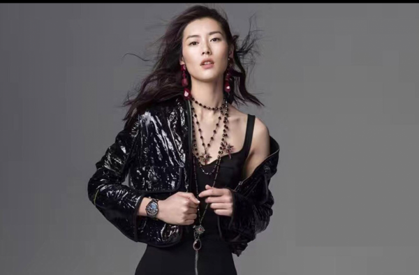 刘雯如何成为超模 大表姐是怎样火起来的呢？