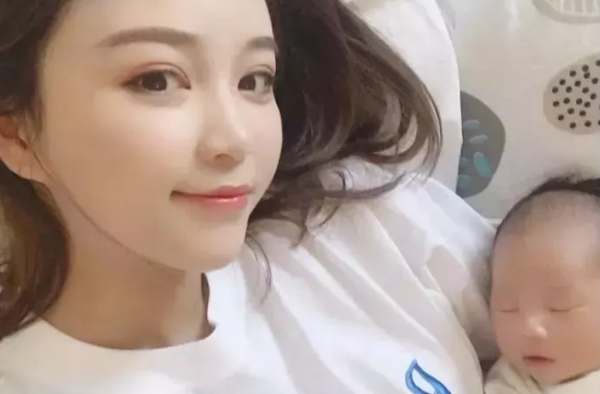 王思聪女友盘点 雪梨成名媛张予曦进军娱乐圈 她却最惨
