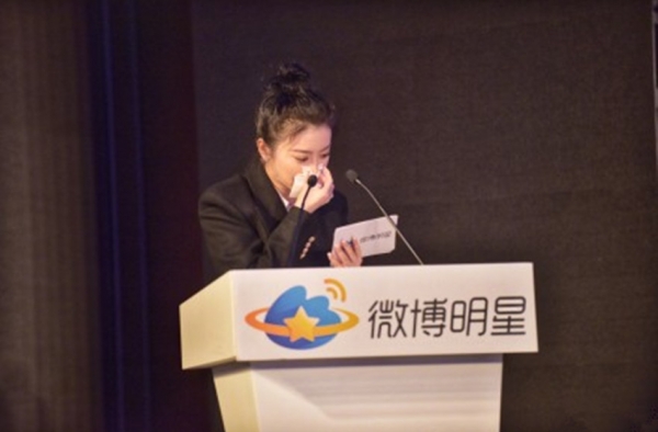 景甜回应擤鼻涕说了什么？一个举动被网友赞真实可爱！