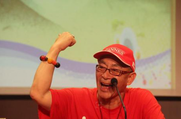 六小龄童签售会临时取消采访环节 占用吴承恩故居引争议