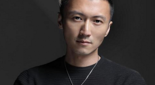谢霆锋否认与杨幂恋情 我们好好地 你们不要相信！