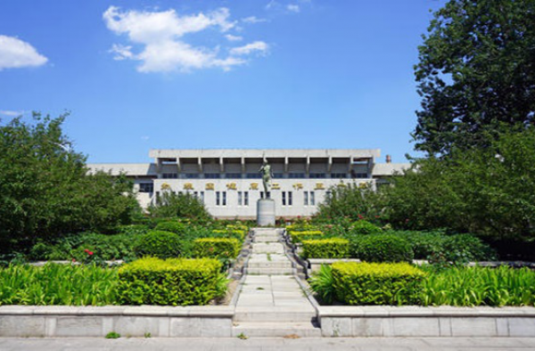 清华大学取消文科专业 自主招生难度加大
