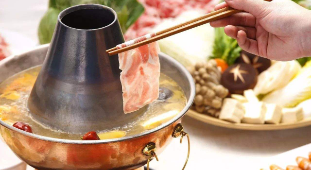 就像一匹脱缰的野马 带你走进美味的火锅城