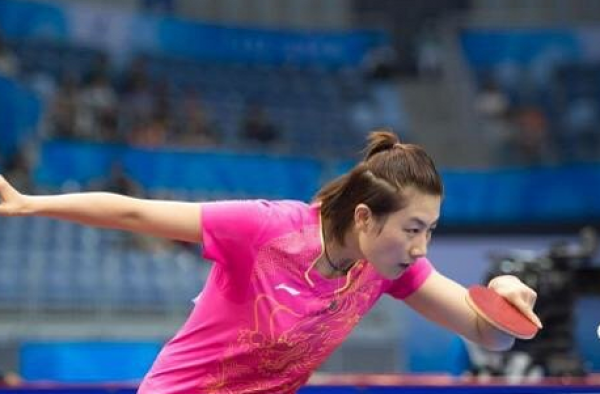 中国女乒包揽四强 全都吊打过日本选手晋级 因果报应！