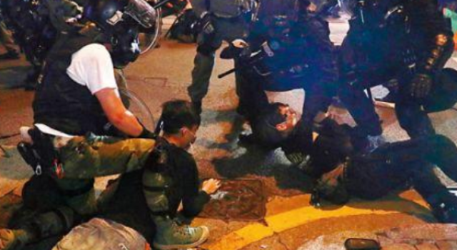 香港警方拘捕49人 暴力程度令人愤怒 具体情况了解
