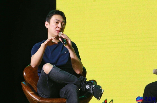 王思聪支持彭昱畅维权 网友：王校长真的好刚啊！