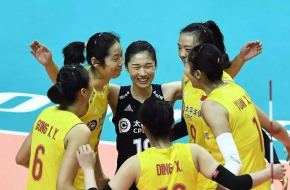 中国女排10连胜 3:0横扫塞尔维亚 为祖国70周年送贺礼