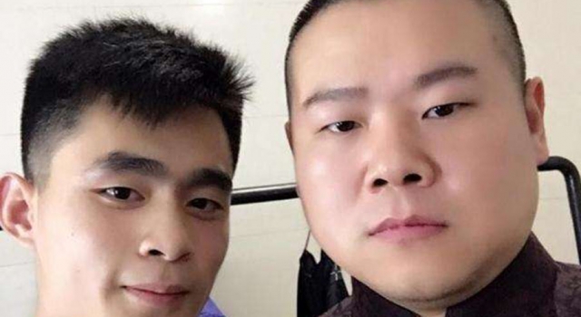 岳云鹏本名遭助理调侃 助理工资引热议 网友：也太抠了