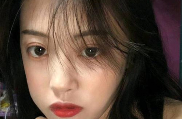 女友爱吃醋 男人该怎么办 哄不好就变单身了
