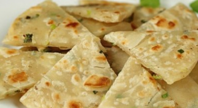 葱花饼怎么做美味好吃？共享个易上手的家庭做法