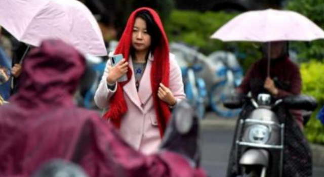 南方异常温暖历史罕见 网友：末南方气温又要飙升