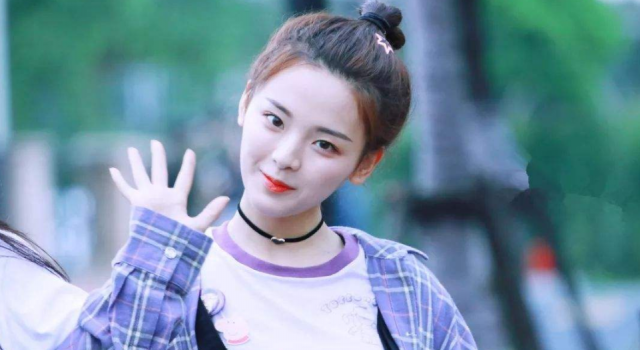 杨超越提醒粉丝不要聚集 粉丝纷纷响应号召：不聚集
