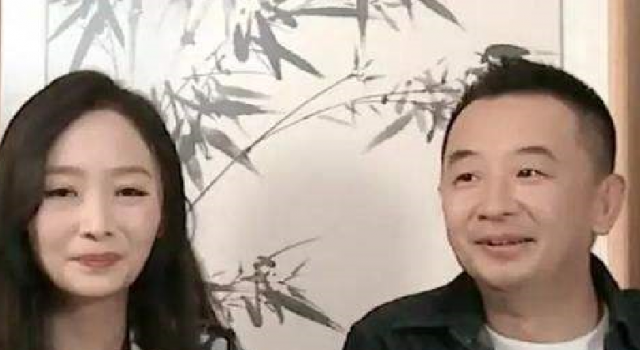 黄海波直播 妻子哽咽感谢粉丝，网友纷纷喊话复出