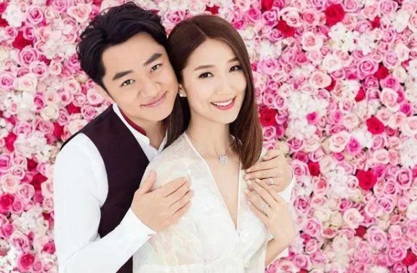 王祖蓝“宠妻”人设崩塌，大男子主义令人窒息：女人要懂得奉献？