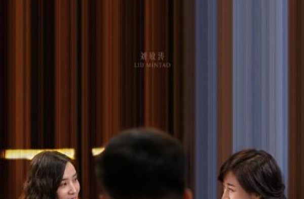 《白色月光》讲述中年婚姻问题 宋佳、刘敏涛飙戏