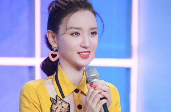 没有“脚脖子”多显胖？张萌和金子涵同框，看清脚踝对比：扎心了
