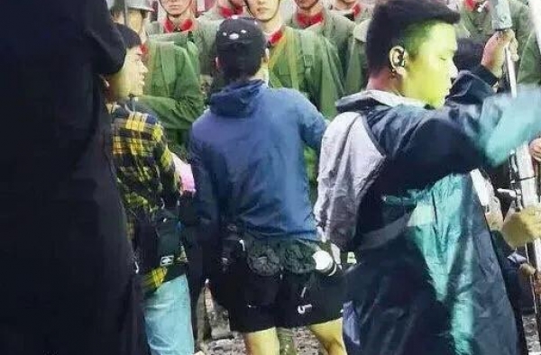 肖战，85花姐夫，李冰冰杜华，今日八卦汇总