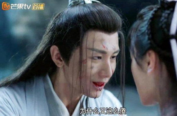 《琉璃美人煞》小凤凰蒙在鼓里，璇玑老爹看清真相，宫主太自信