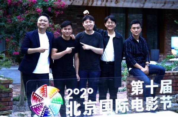 “中国青年导演崛起之路”举行 杨子顾晓刚对谈
