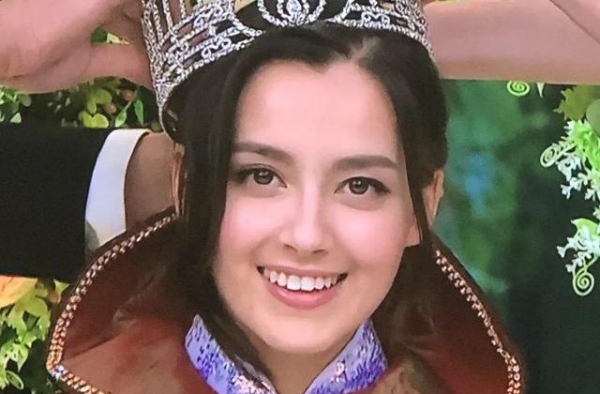 港姐三甲出炉，混血儿双料冠军不介意在TVB跑龙套