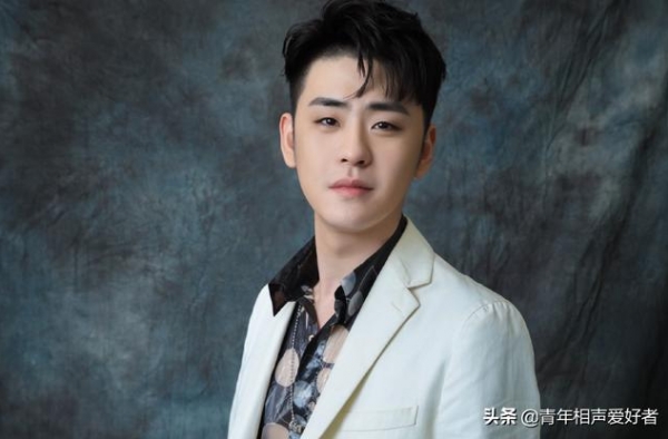郭德纲心里苦！没参加德云社团综的张云雷，拿了相声王牌的冠军