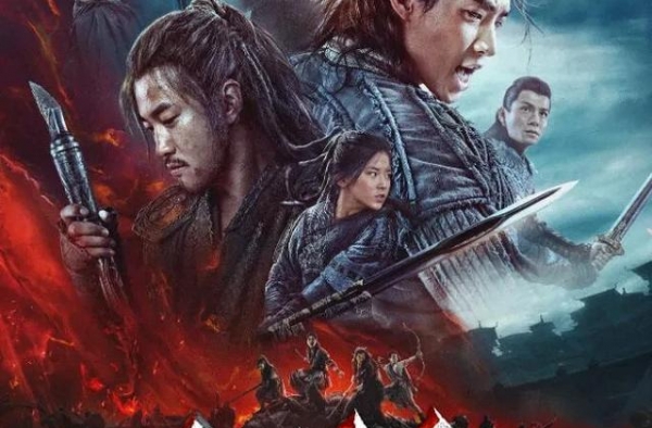 怎么避免拍出战争“神剧”，编剧余飞有妙招