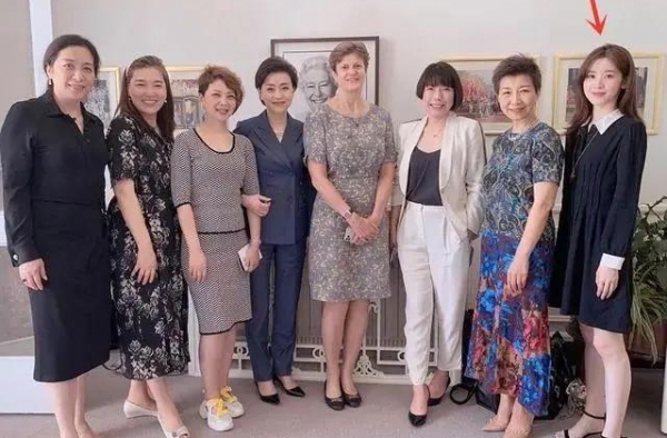 章泽天近照流出，郭德纲儿子曝光潜规则：豪门没那么好混！