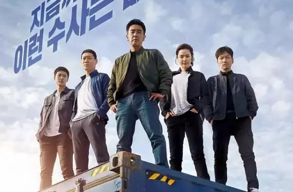 中国的烂片！韩国用同一剧本拍出票房冠军，片尾还放了张国荣的歌