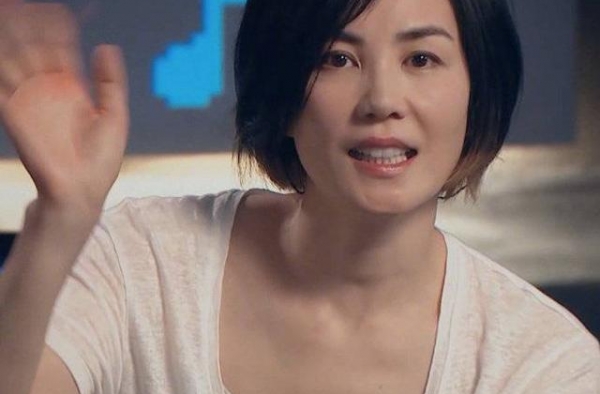 她首次直播与马云合唱，“王菲状态”为什么上了热搜