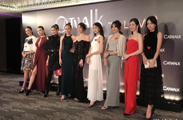 七个孩子五个娘，美丽名模嫁错人，离婚四年惊雷一声又相拥