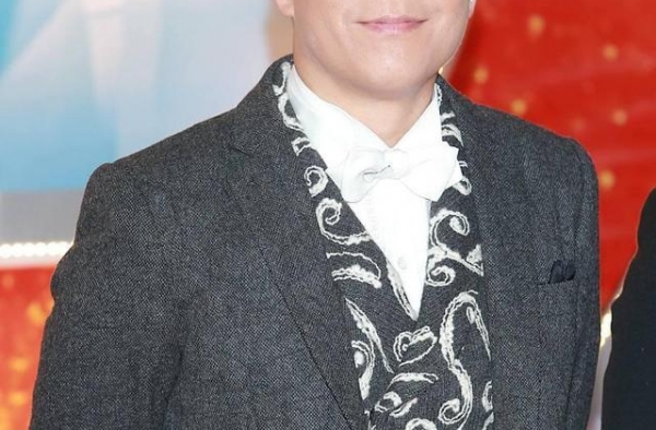 林晓峰结束18年婚姻，发文感谢康子妮成全，同患难后未能共富贵