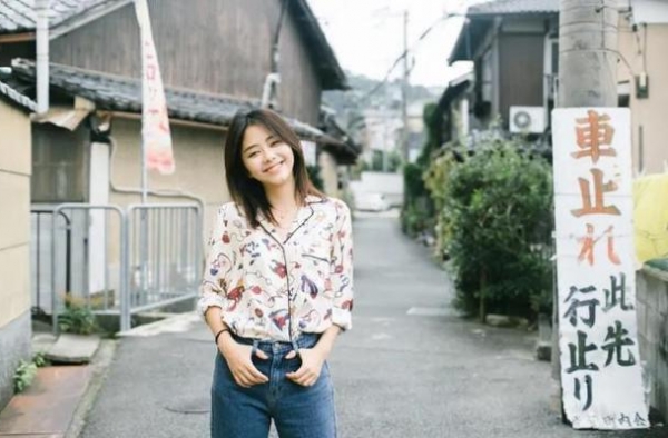 30岁的童颜女神：铁打的谭松韵，流水的CP