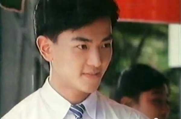 “江湖老大”的劲爆情史