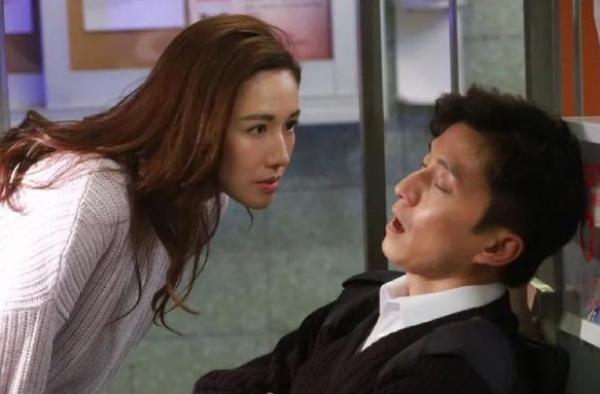 TVB新剧未开拍因剧名惹争议改名 影后加视帝父子上阵令人期待