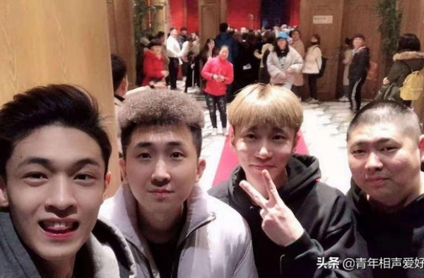 一地鸡毛！德云社两对搭档散伙全是输家，粉丝内部分裂元气大伤
