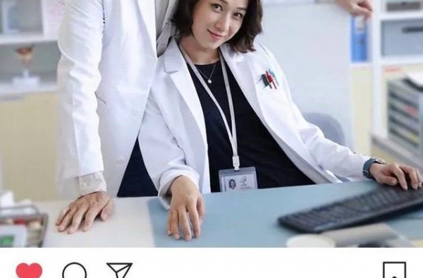 钟嘉欣ins晒近照：眼袋眼纹一点没p，请接受自然老去的钟嘉欣