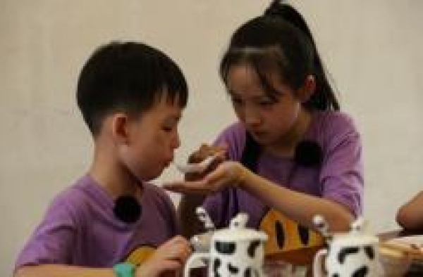 《谁知盘中餐》：离开了爸妈庇护 成长应该更出色